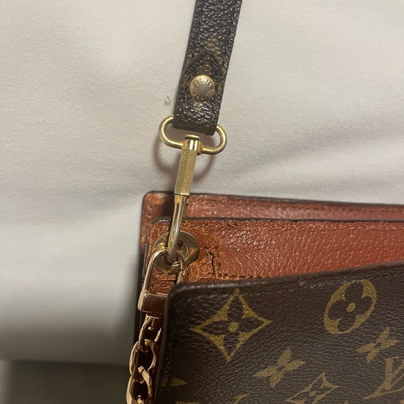 LOUIS VUITTON BUNDLE😍 VINTAGE ENGHIEN MONOGRAM CROSSBODY BAG & COIN PURSE - Picture 7 of 16